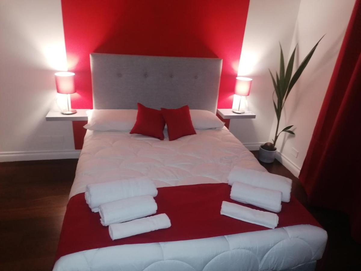 Shine House — Foto 1
